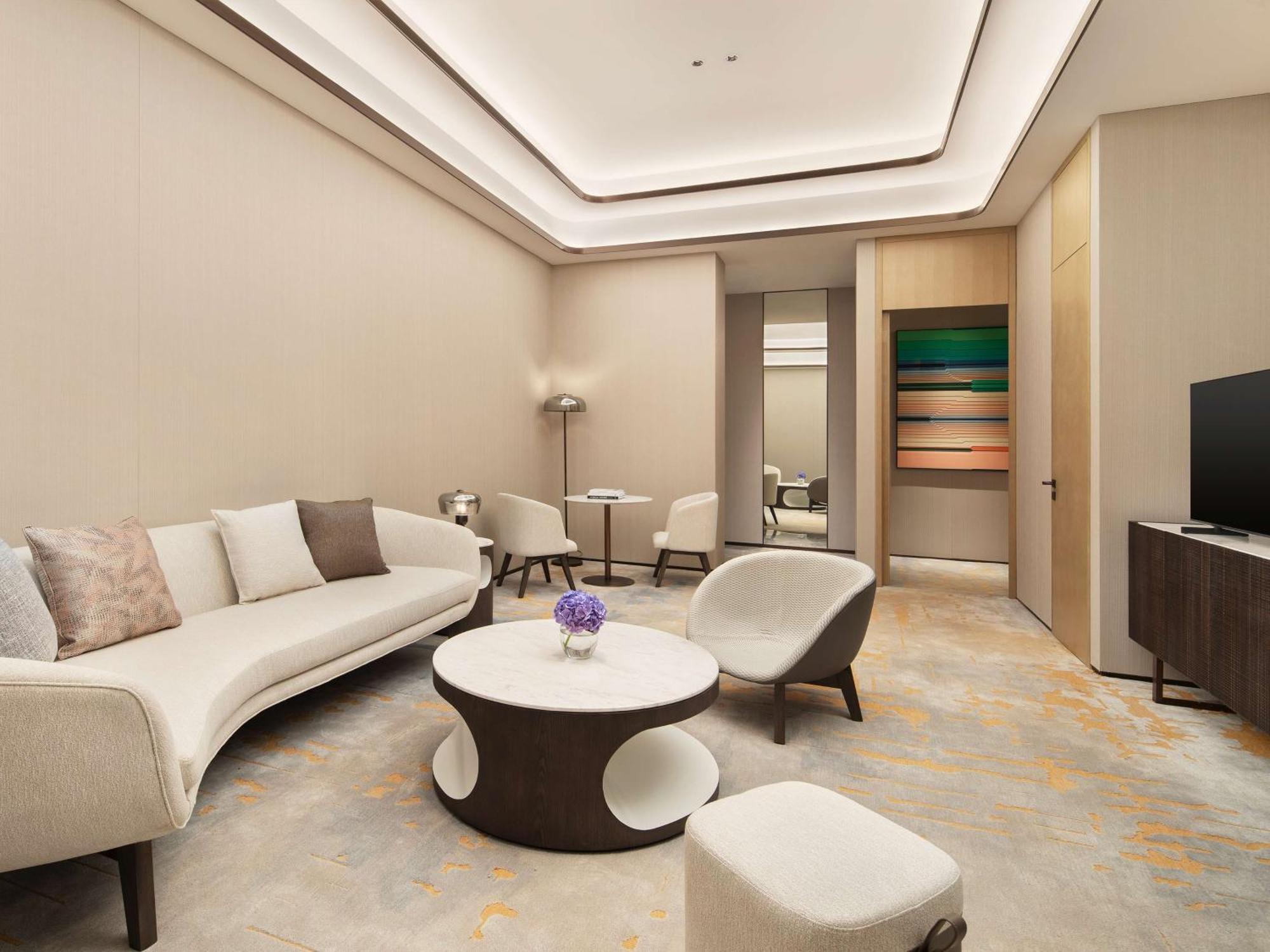 Hotel Doubletree By Hilton Kunming Airport Exterior foto