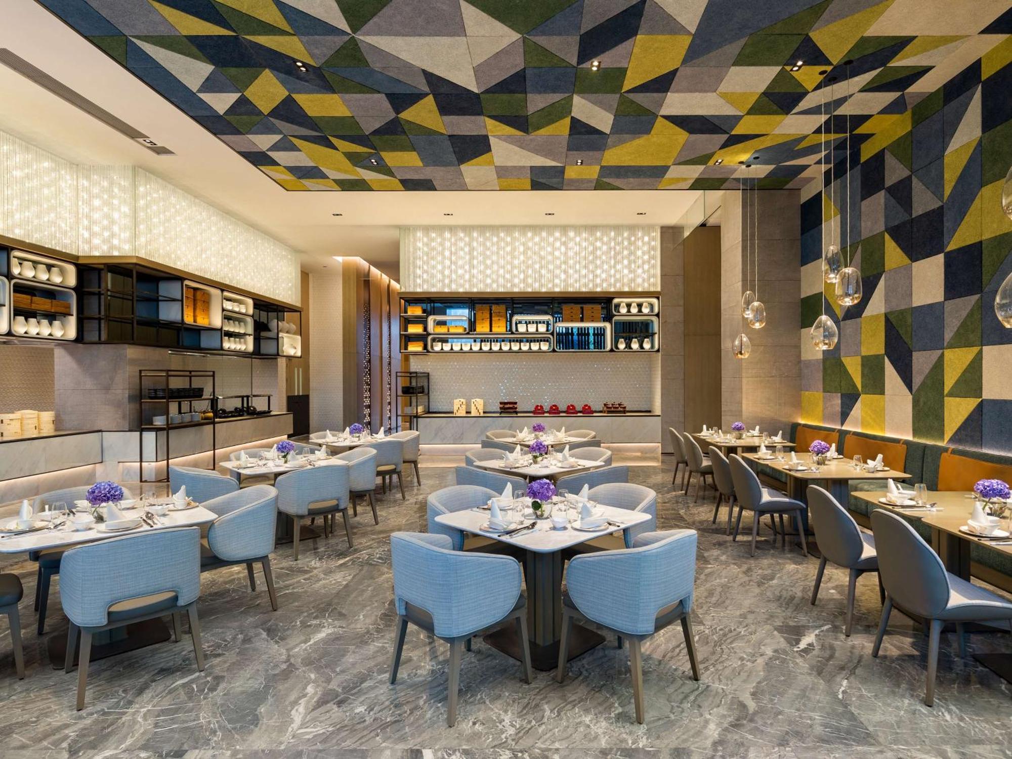 Hotel Doubletree By Hilton Kunming Airport Exterior foto